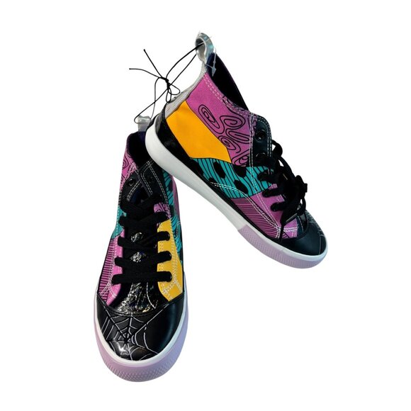 A Nightmare Before Christmas Size 6 HighTop Shoes - Picture 1 of 7
